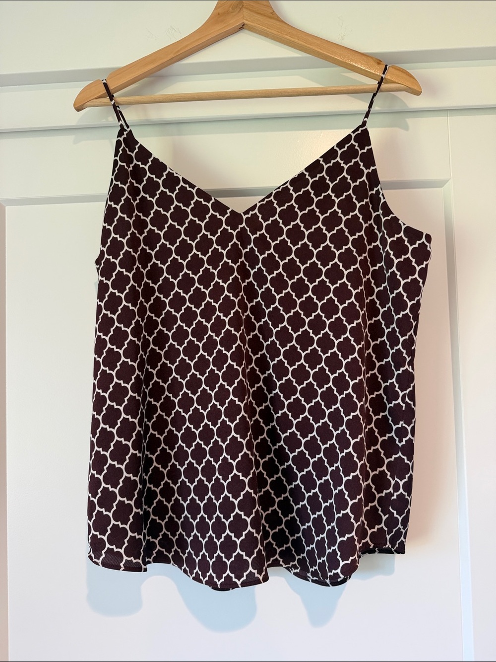 Express Maroon and White Geometric Spaghetti Strap Cami